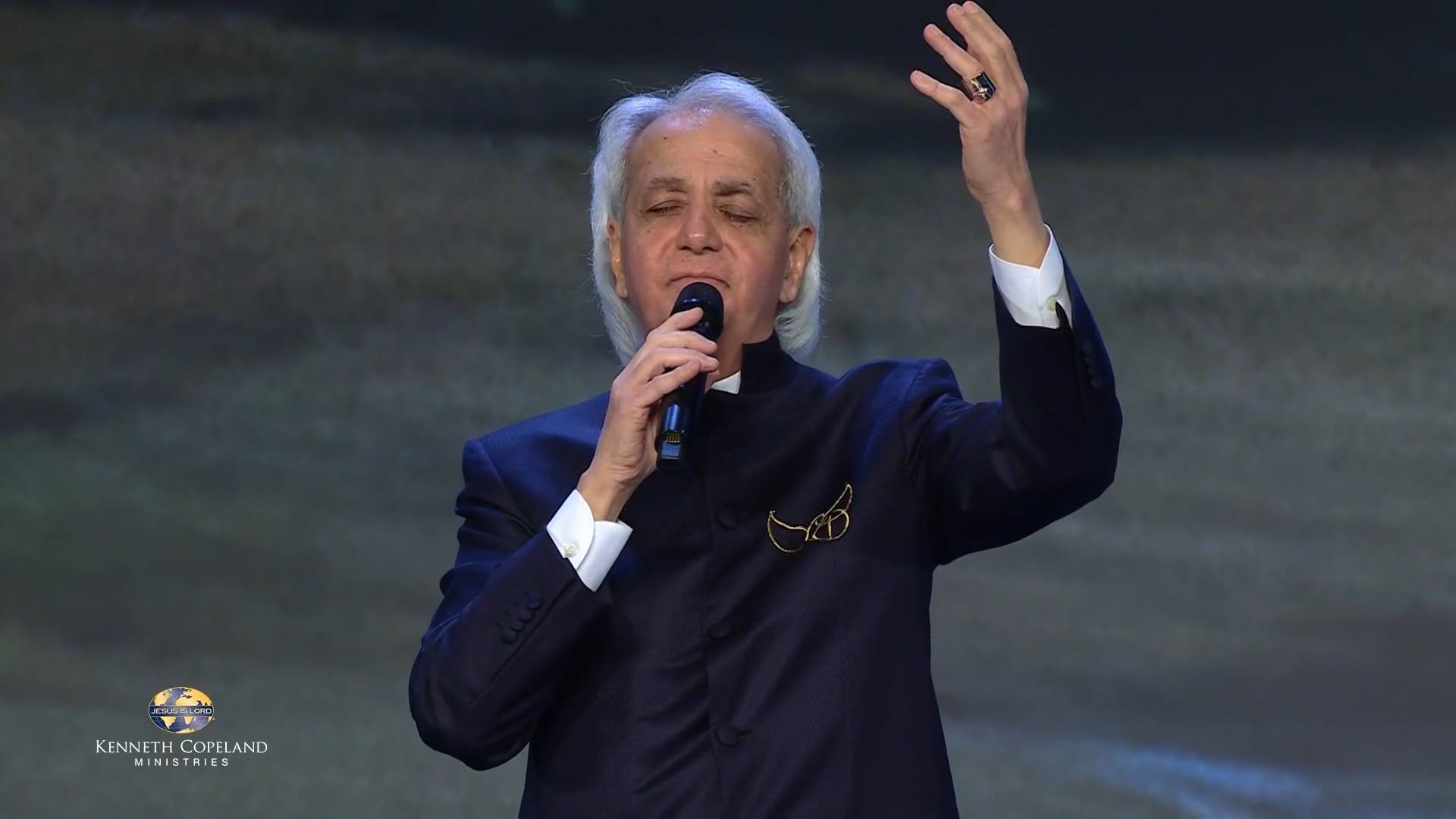 Healing School with Kenneth Copeland and Benny Hinn.